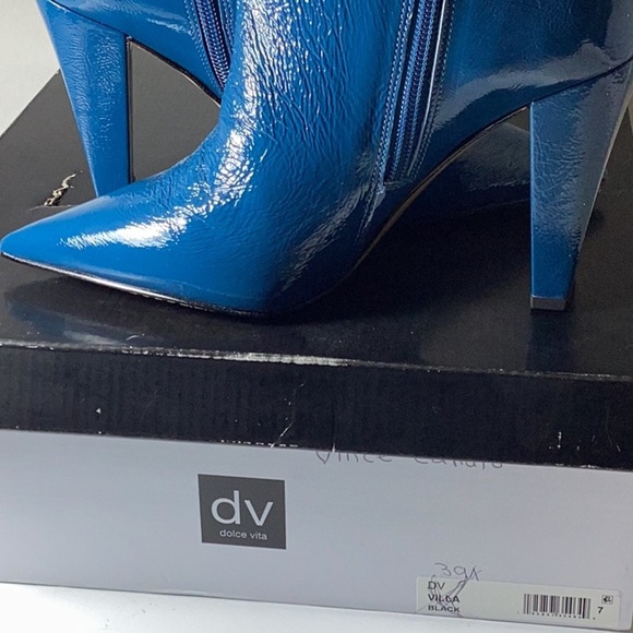 Vince Camuto Women's Membidi Cone-Heel Booties - Picture 9 of 11